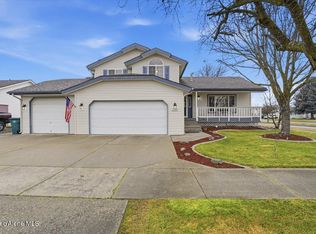 1700 N Summer Hills Ct, Post Falls, ID 83854