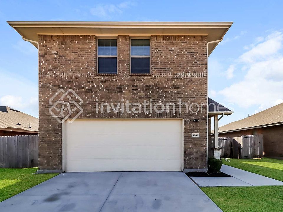 1st image of 9109 Curacao Dr