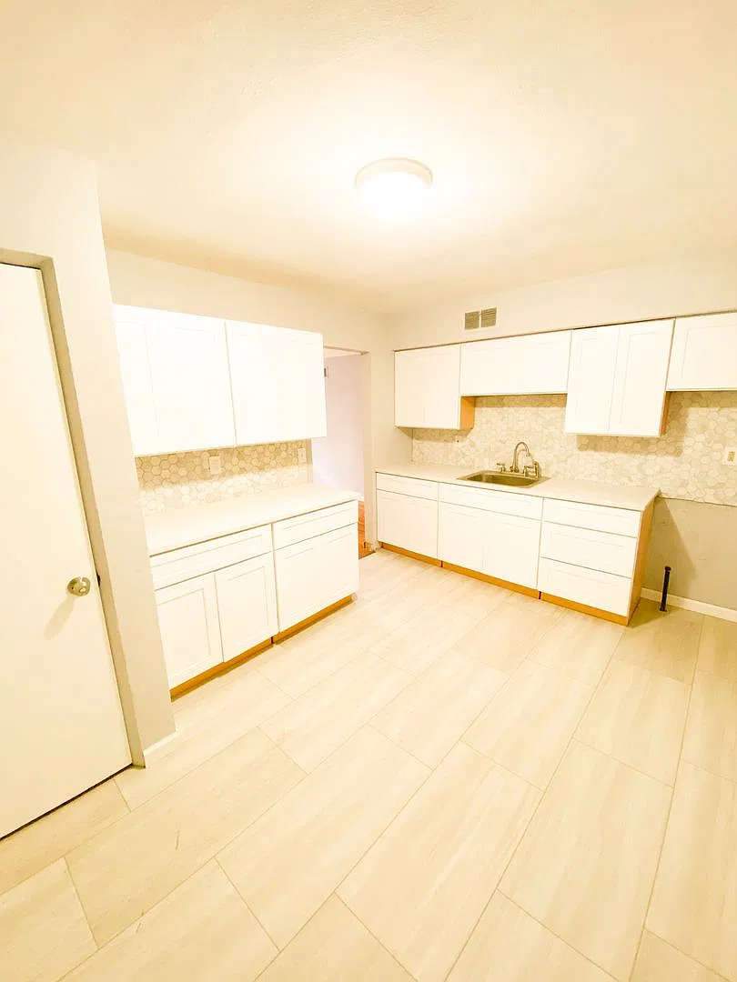 New Remodel! 2bed 1bath. Great location! — Photo 3