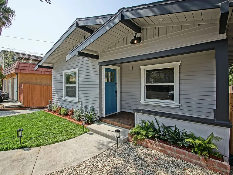 827 N Lucia Ave — Photo 3