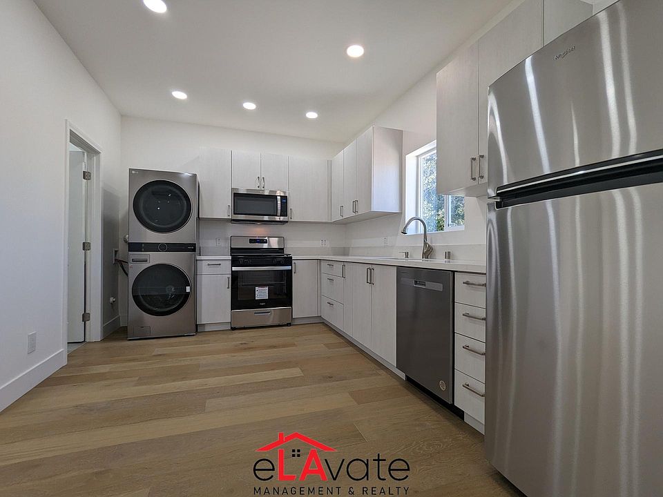 1st image of 17216 Hatteras St #17216