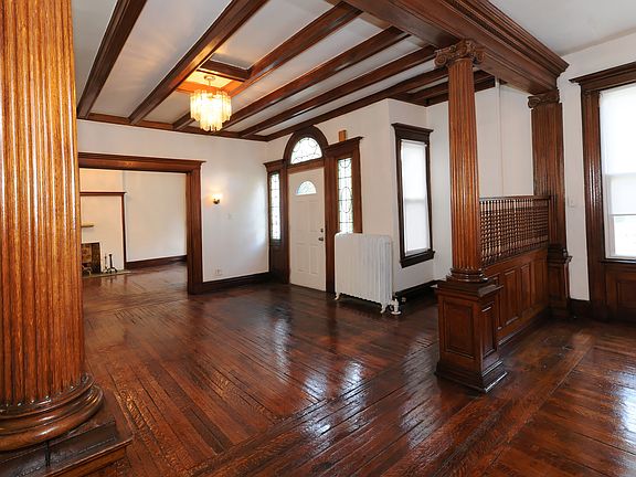5th image of 579A Park Ave