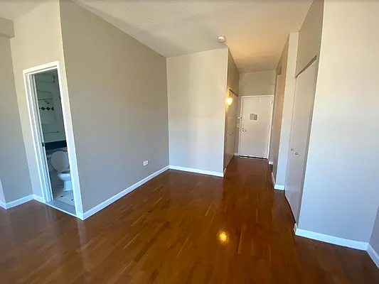 Rented by Bozzuto Management | media 77