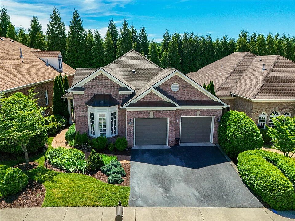 1st image of 3348 Somercroft Ct SW