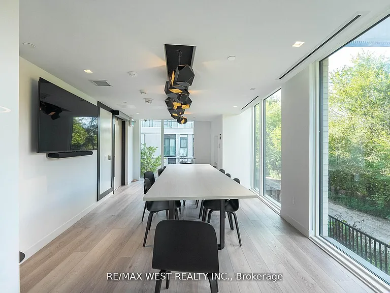500 Wilson Ave #721 — Photo 16