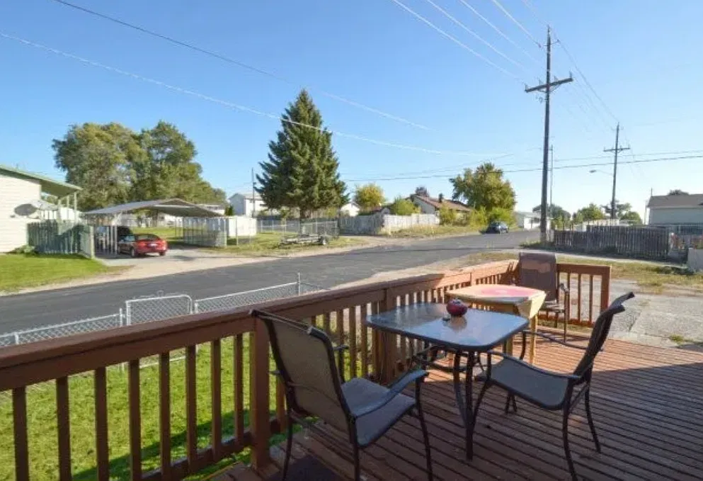 1196 Blaine Avenue - 1 — Photo 2