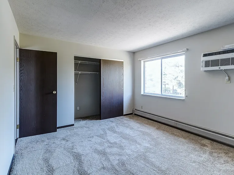 Stoneridge West Apartments — Photo 14