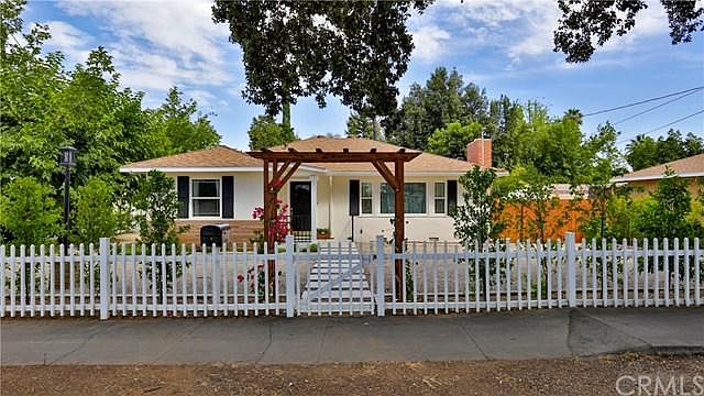 1st image of 727 E Cypress Ave