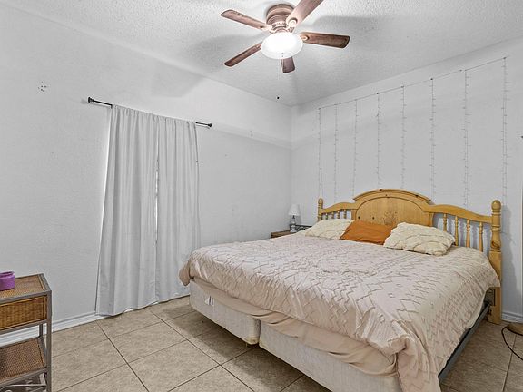 5th image of 770 Katherene Ave
