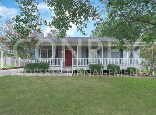 104 Dolphin Ct, Alabaster, AL 35007