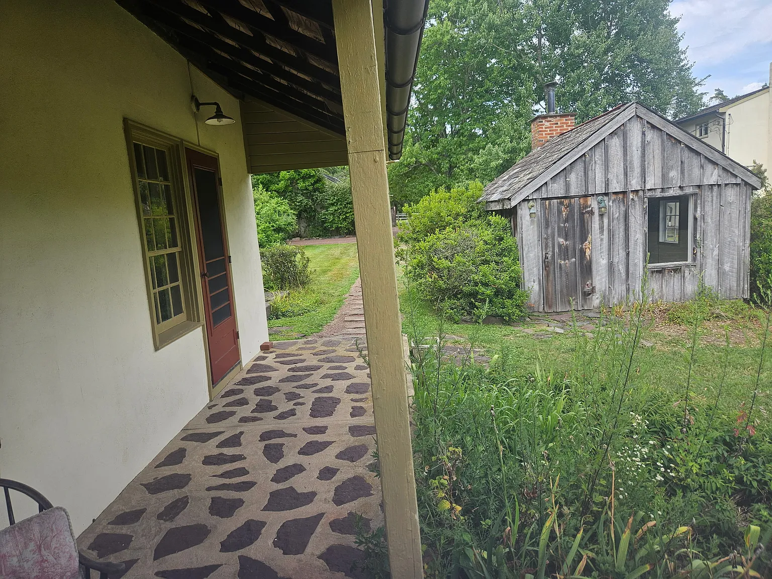 2 bed, 1.5 bath, 1344 sqft, $3,000 — Photo 2