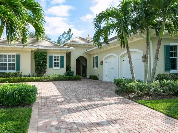 406 N Palm Island Cir, Indian River Shores, FL 32963