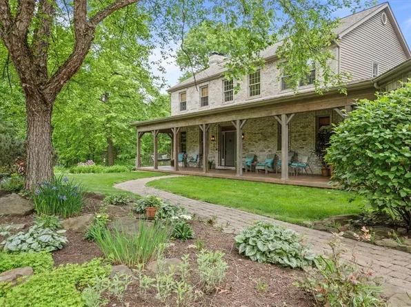1608 Bradsberry Ln, Sewickley, PA 15143