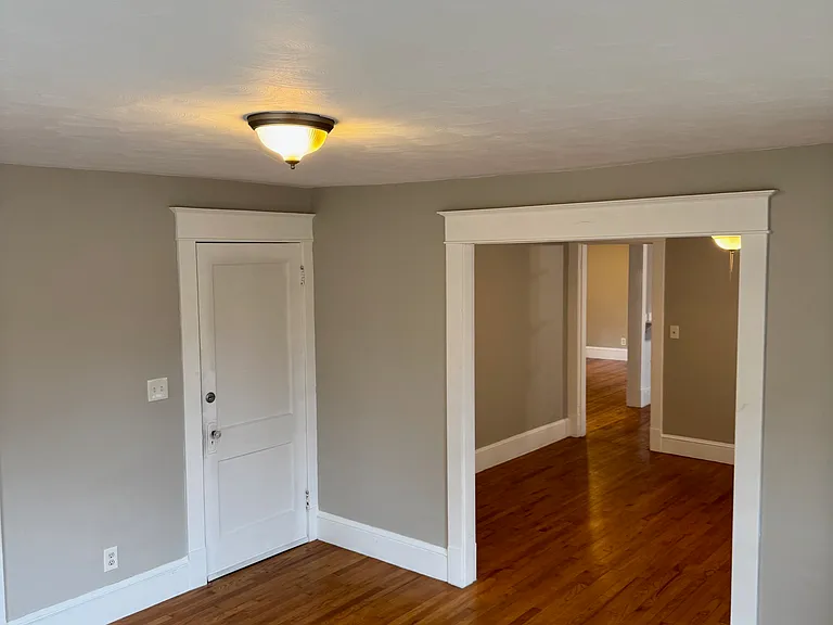 120-122 Powell Ave #2 — Photo 9