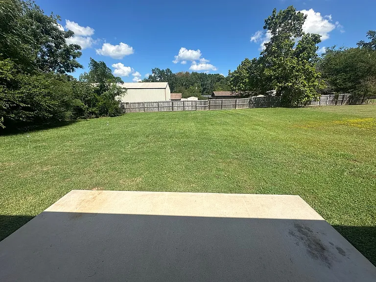 205 Gordon St — Photo 17