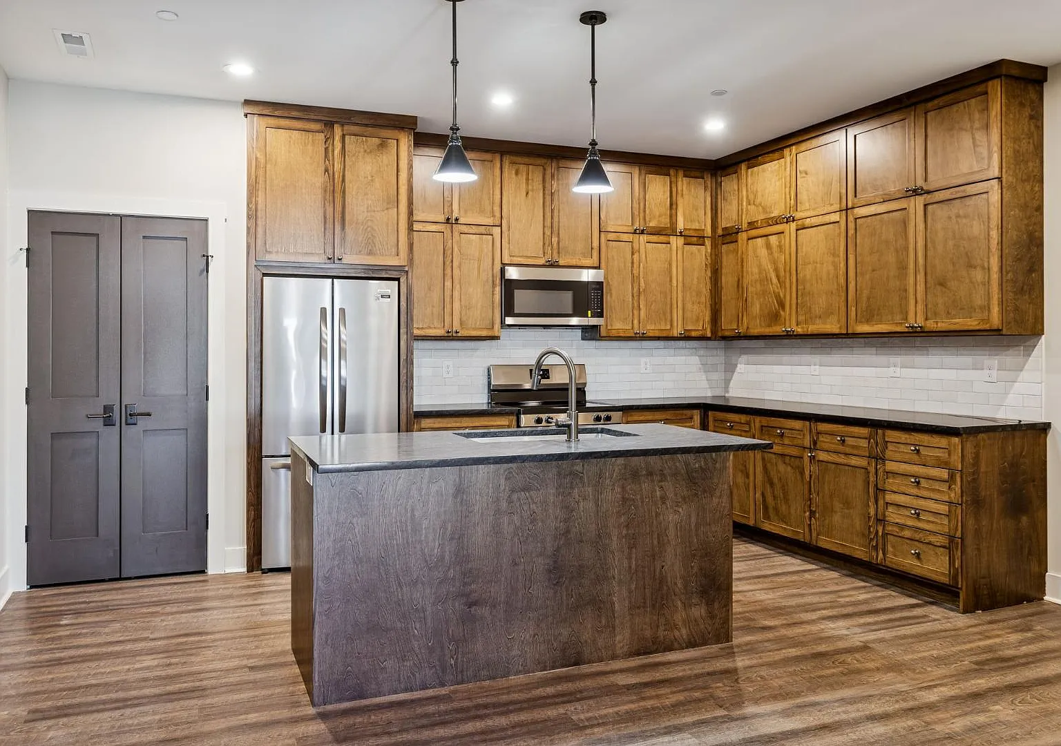 118 N Main St - 118 N Main St Unit C — Photo 1