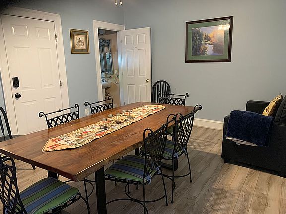 5th image of 626-628 Randolph Ave #2