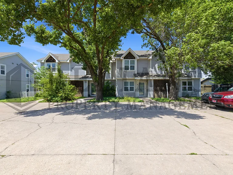 7206-2 W Douglas Ave — Photo 2