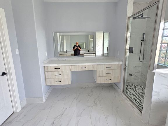 4th image of 3029 Clinton Dr