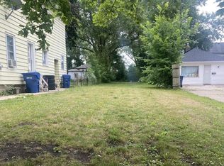 1108 Market St, Dekalb, IL 60115