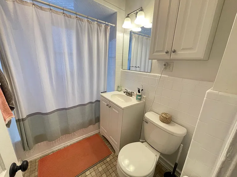 278 Willis Ave — Photo 15