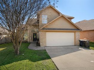 6416 Willard Rd, Fort Worth, TX 76119