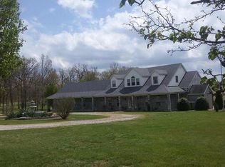 5887 State Highway Cc, Cassville, MO 65625