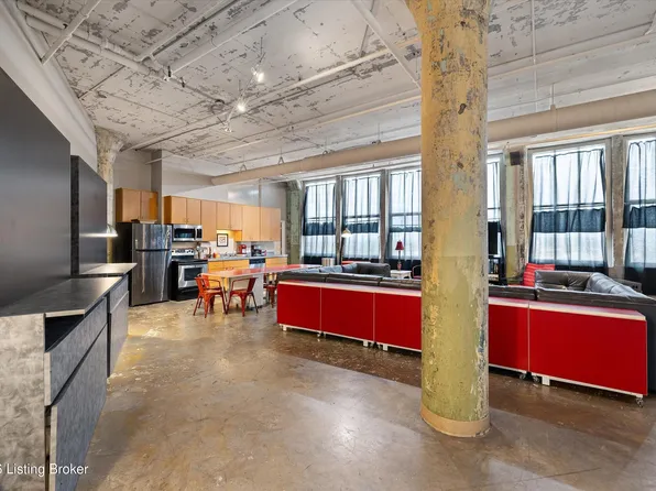 815 W Market St #706, Louisville, KY 40202