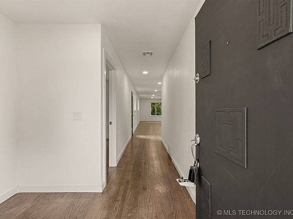 4th image of 4207 Fleetwood Dr
