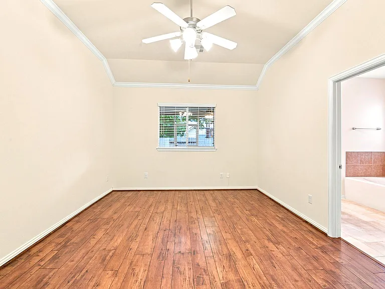 24418 Lakecrest Bend Dr — Photo 29