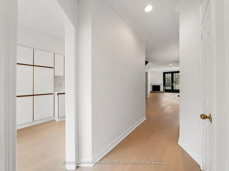 10 Gibson Ave — Photo 4