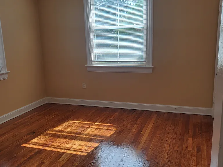 3037 Louisiana Avenue Pkwy — Photo 11