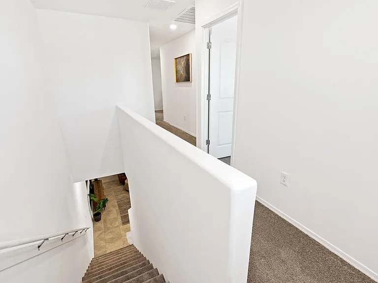 1113 E Ascent St — Photo 17
