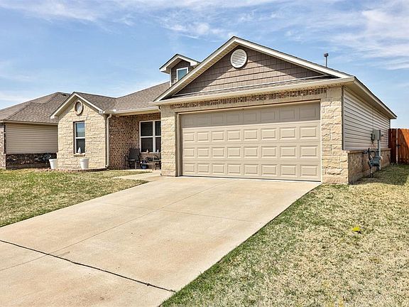 3rd image of 1836 Jack Rabbit Ln