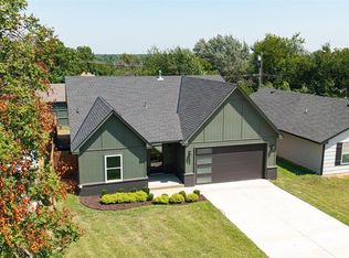 1802 E Harrison Ave, Guthrie, OK 73044