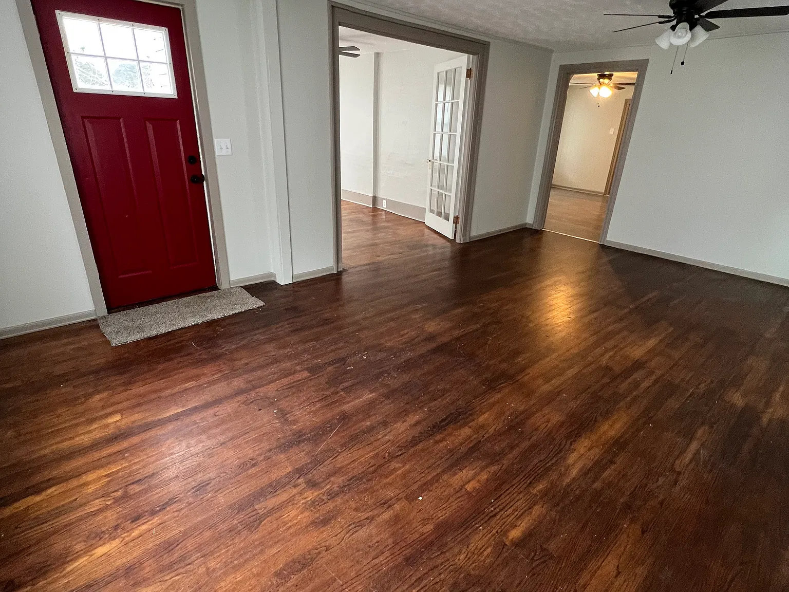 2 bed, 850 sqft, $975 — Photo 2