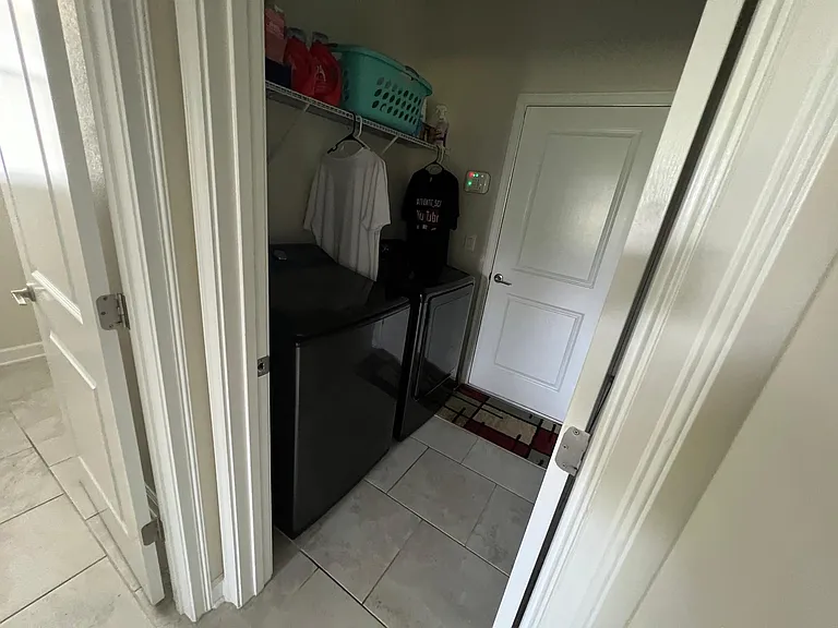 3643 Cortland Dr — Photo 25
