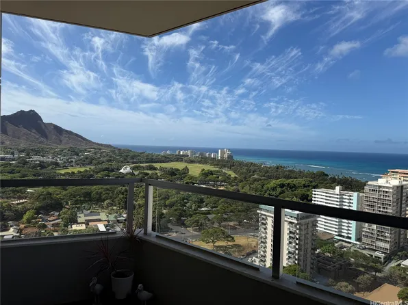 2600 Pualani Way APT 2804, Honolulu, HI 96815