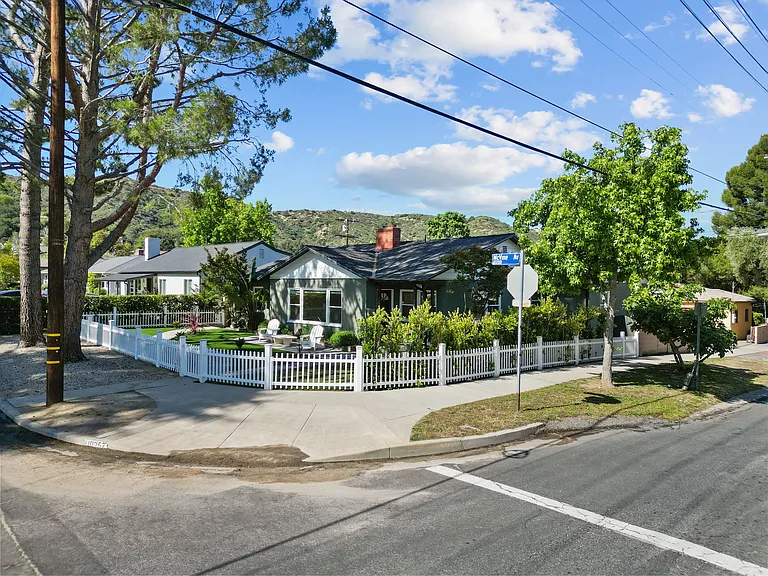 10257 McVine Ave — Photo 31