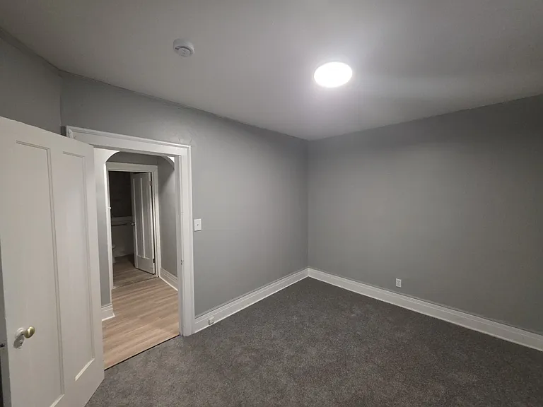 2700 Glendale St #1 — Photo 6