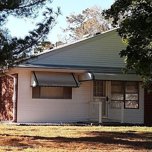 1st image of 397B Fairway Ln