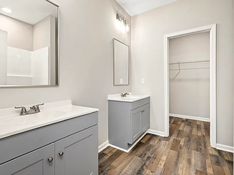 14 Pine St #14 — Photo 14