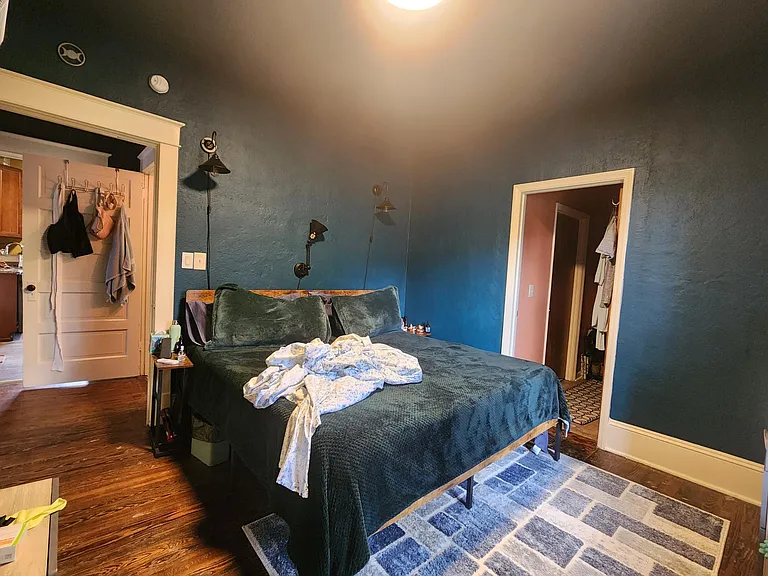 705 E Hargett St — Photo 6