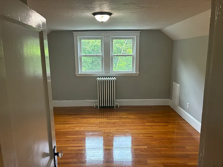 350 Plain St #2 — Photo 15
