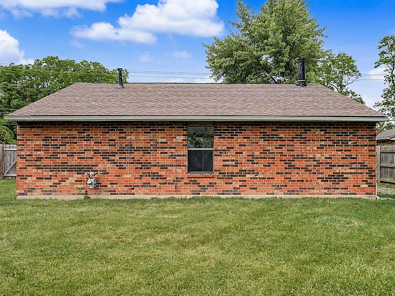 6334 Shull Rd — Photo 31