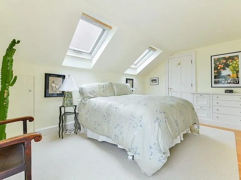 14 Ash St — Photo 13