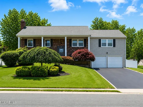 19 Prescott Drive, Marlboro, NJ 07746