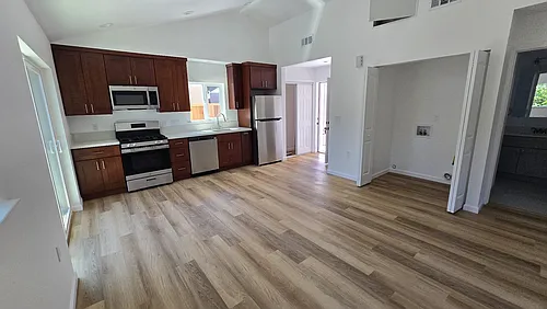 452 Fuller Ave #2 Photo 1