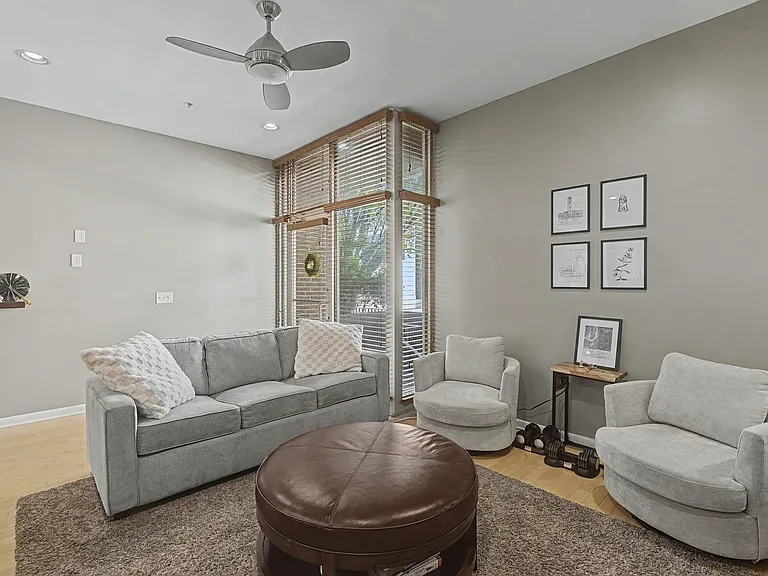 437 Monroe Ave #106 — Photo 6