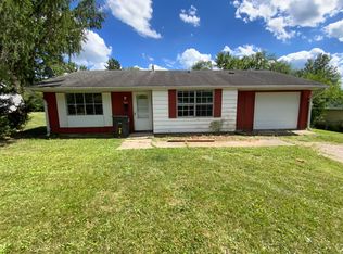 908 Sunset Rdg, Danville, IL 61832